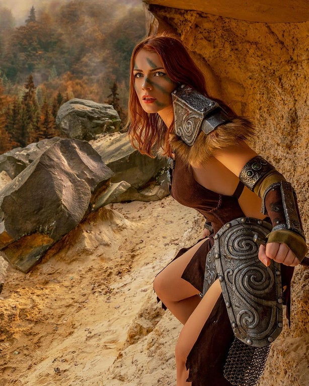 Skyrim: Aela the Huntress cosplay by Irine Meier