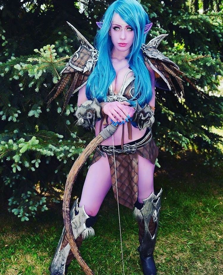 Comic book and video game cosplay of Elise Laurenne, Night Elf