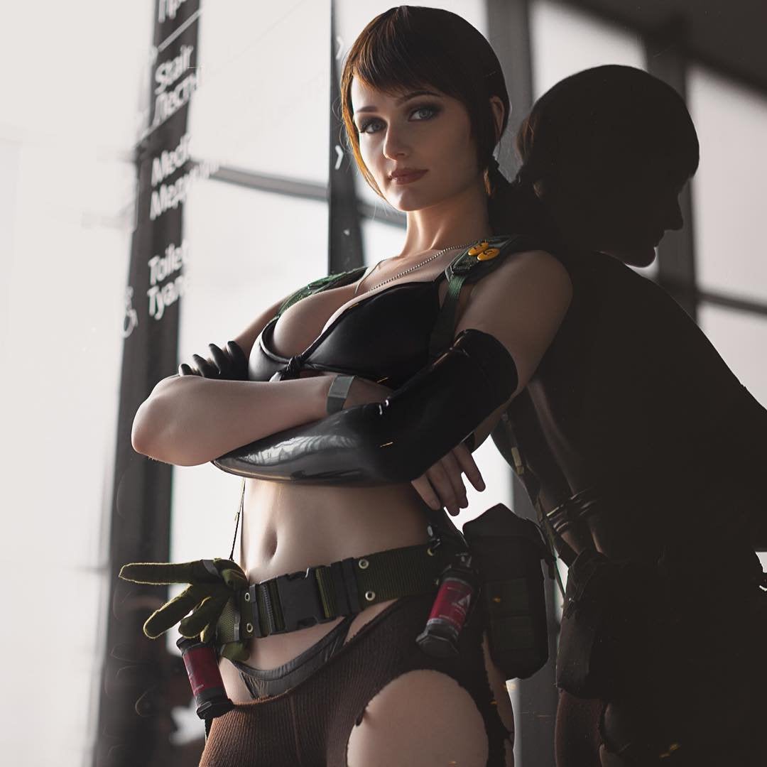 Video game and comic book cosplay of Tniwe